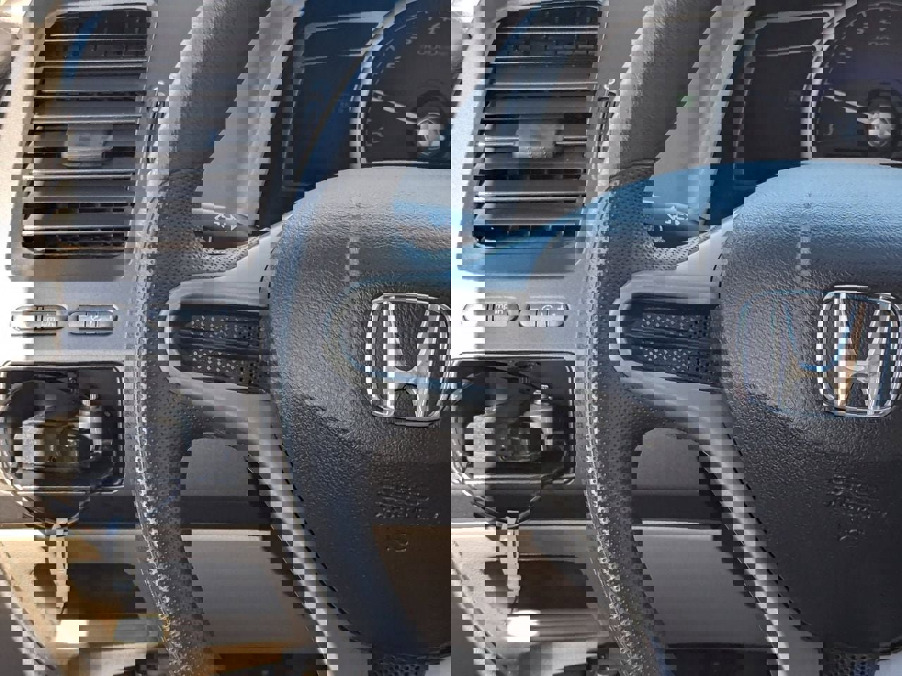 Used 2011 Honda Civic LX image 17