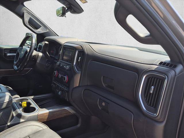 Used 2022 Chevrolet Silverado 1500 High Country w/ Technology Package AWD/4WD image 14