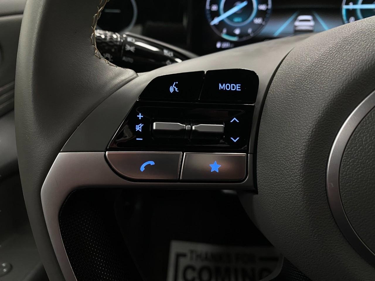 Certified 2025 Hyundai Elantra SEL FWD image 15