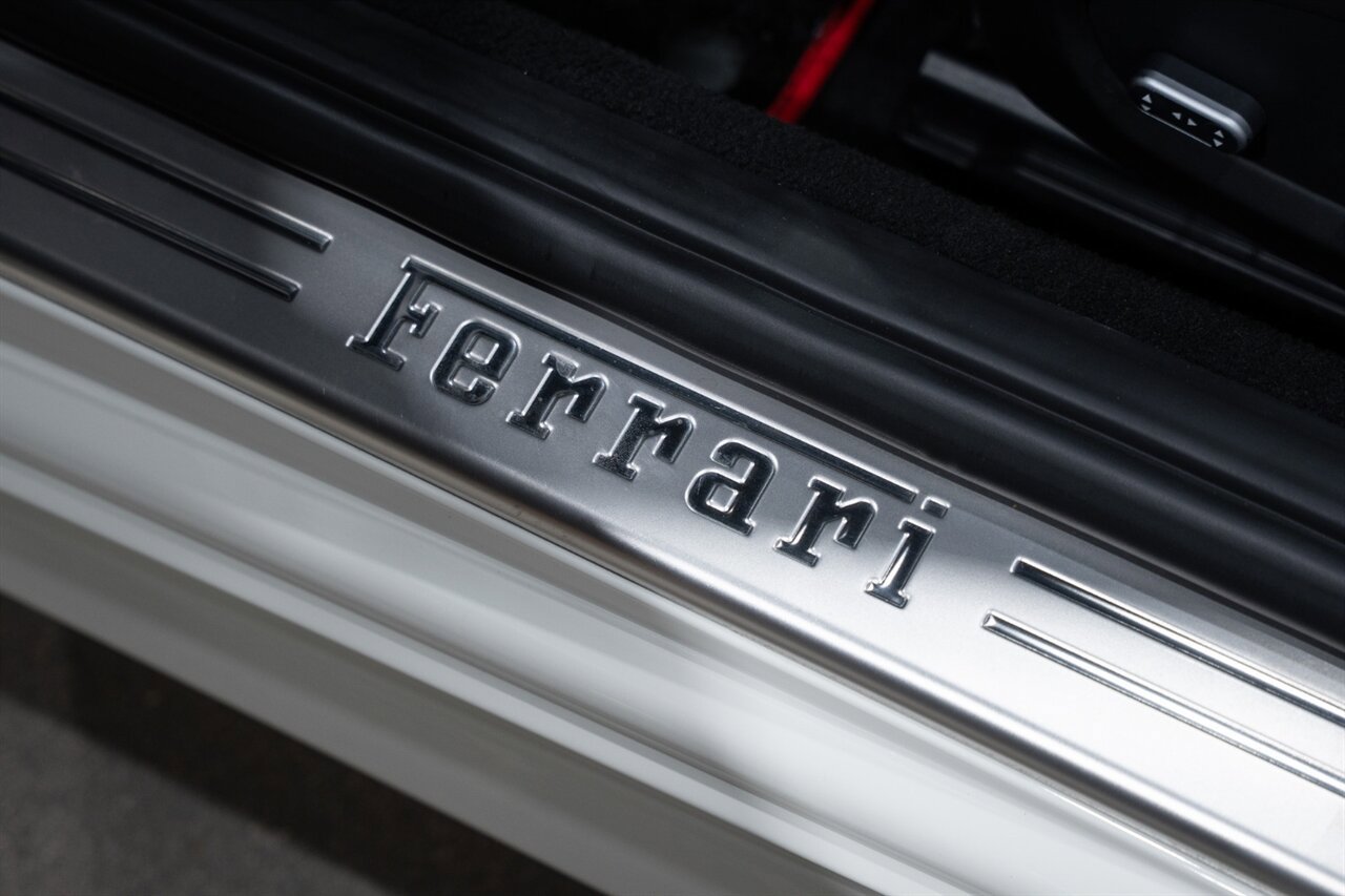 Used 2016 Ferrari California T RWD image 66