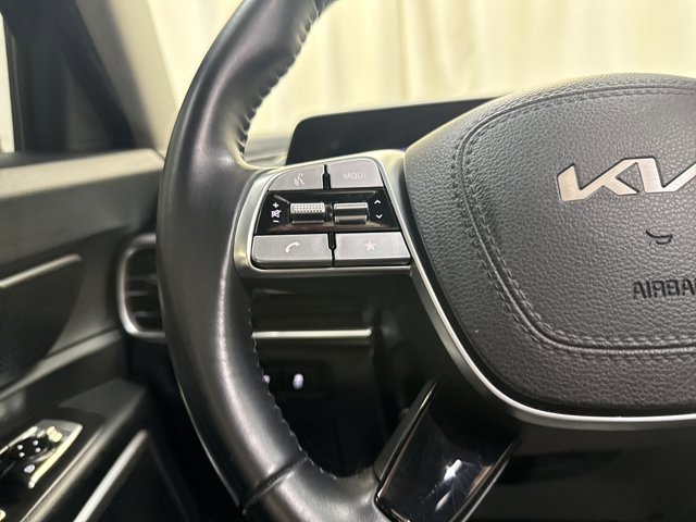 Certified 2025 Kia Telluride S image 19