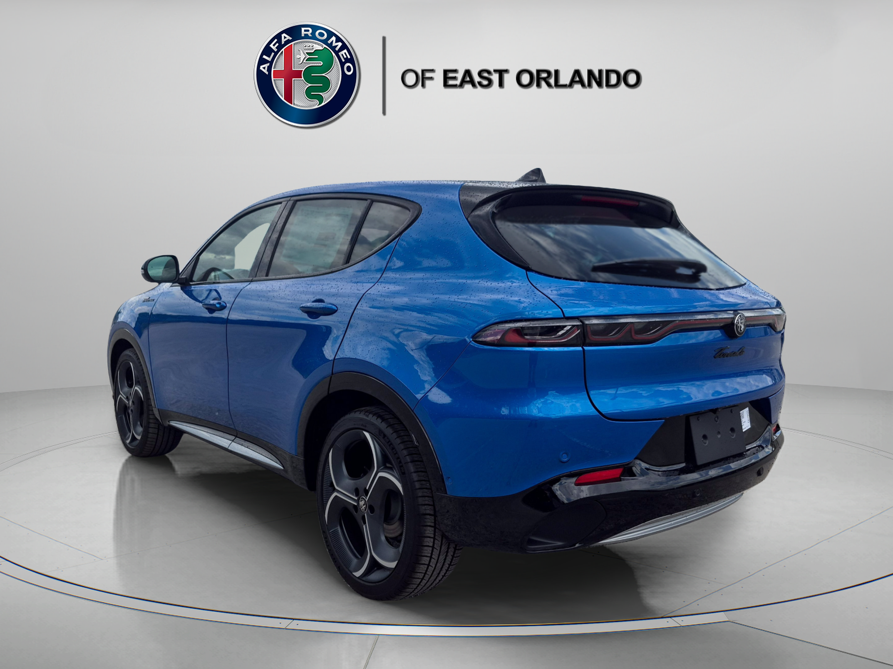 New 2026 Alfa Romeo Tonale w/ Active Assist Package AWD/4WD image 4