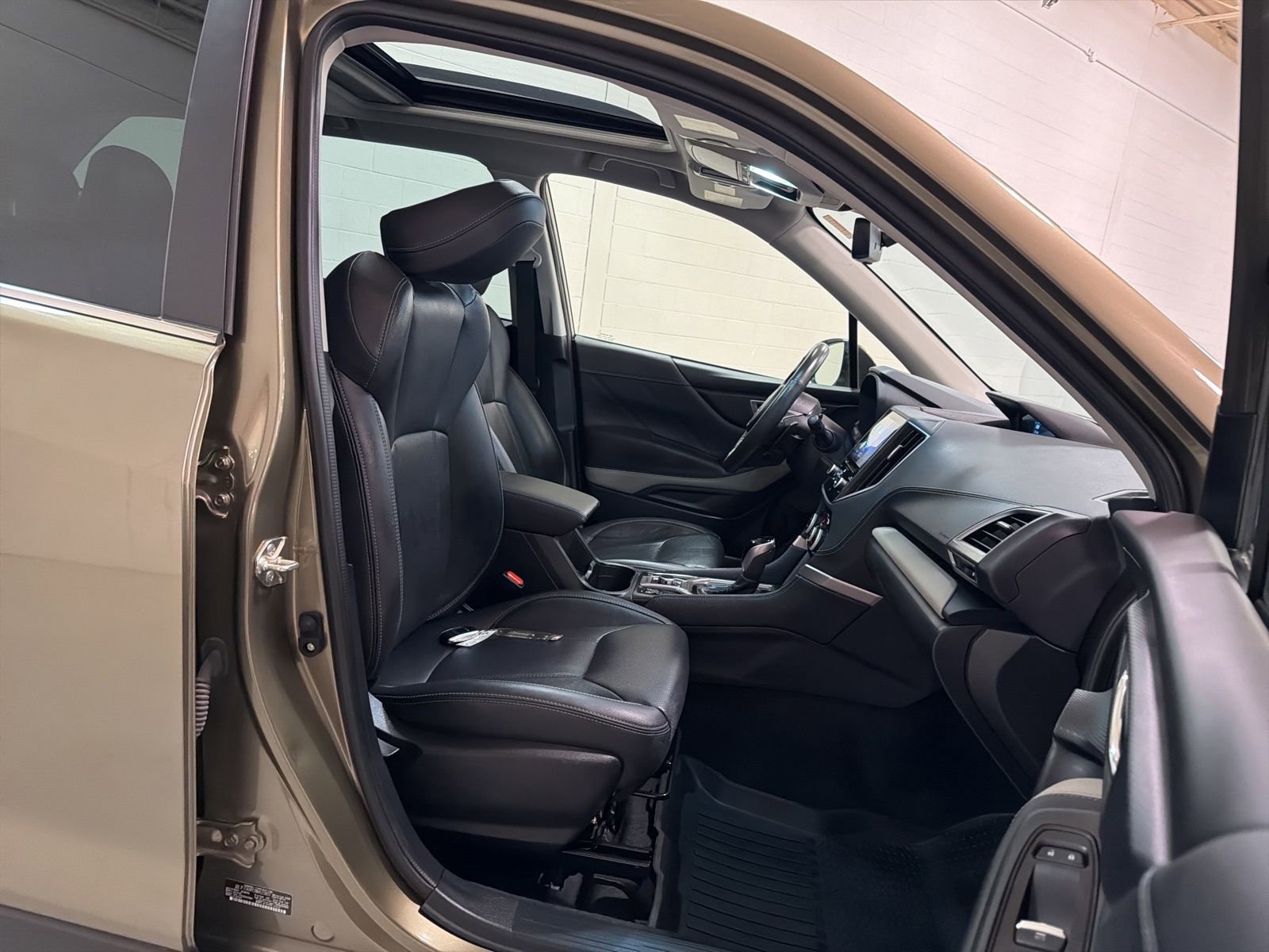 Used 2022 Subaru Forester Limited image 16