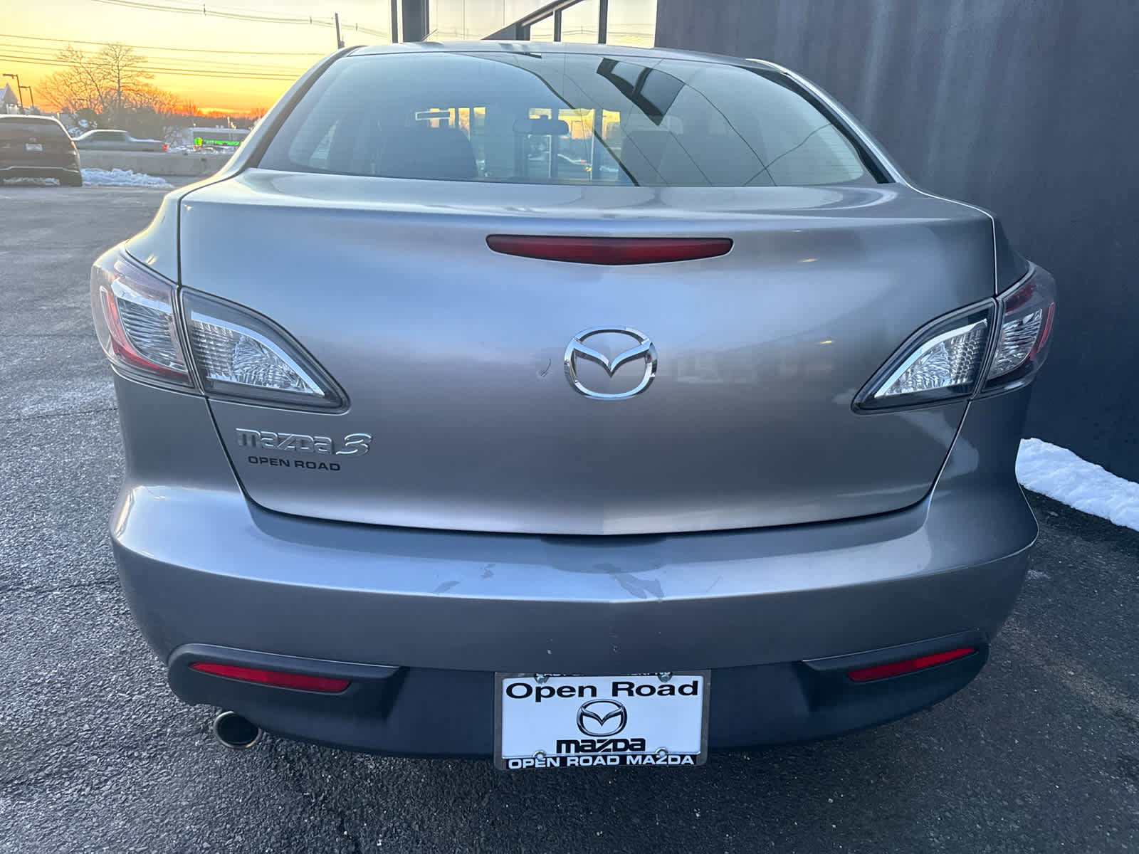 Used 2010 MAZDA MAZDA3 i Touring image 5