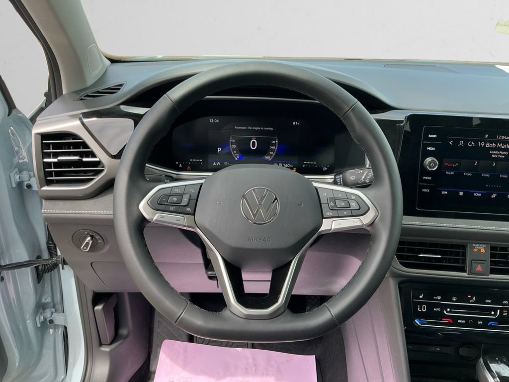 New 2026 Volkswagen Taos SE FWD image 12