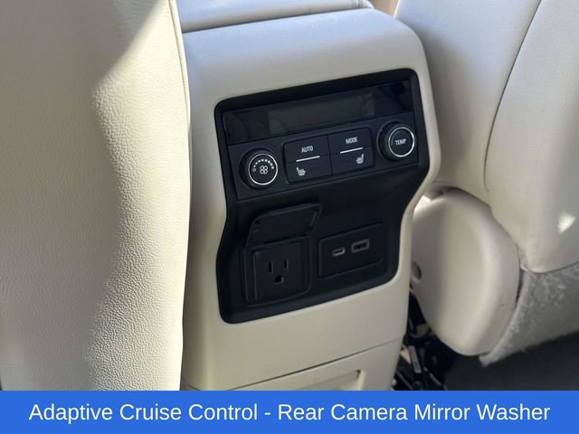 Used 2021 GMC Acadia Denali w/ Denali Ultimate Package image 17