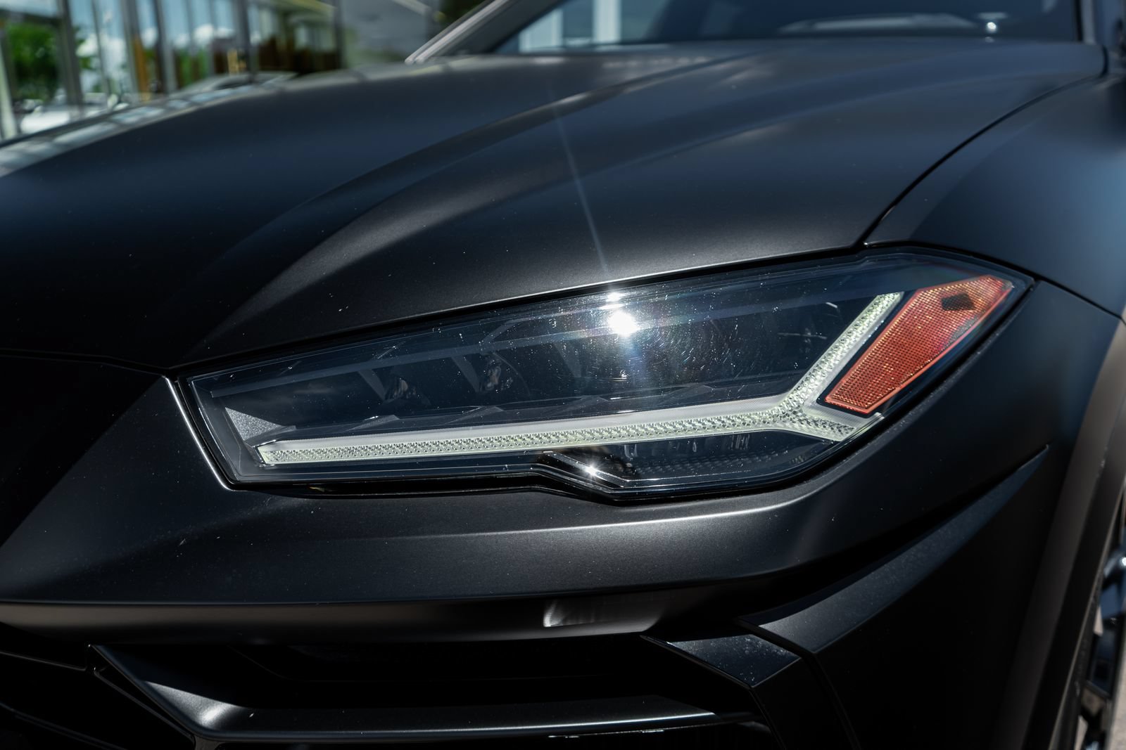 Used 2022 Lamborghini Urus AWD/4WD image 22