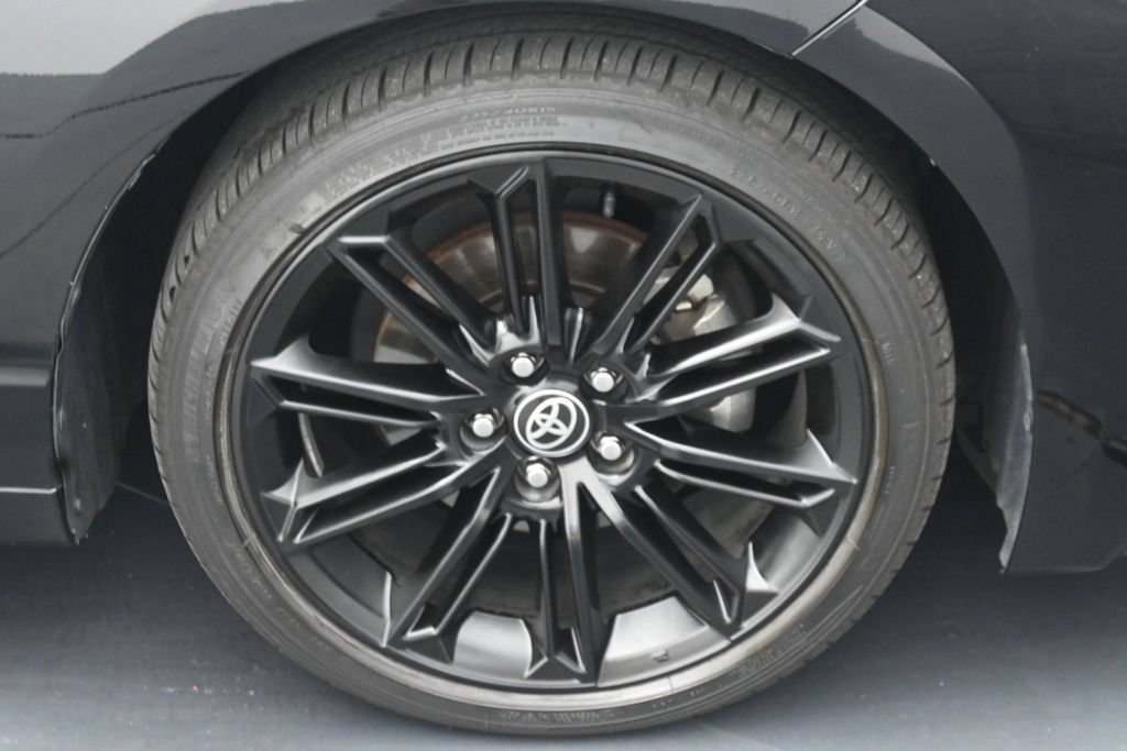 Used 2021 Toyota Avalon XSE FWD image 13