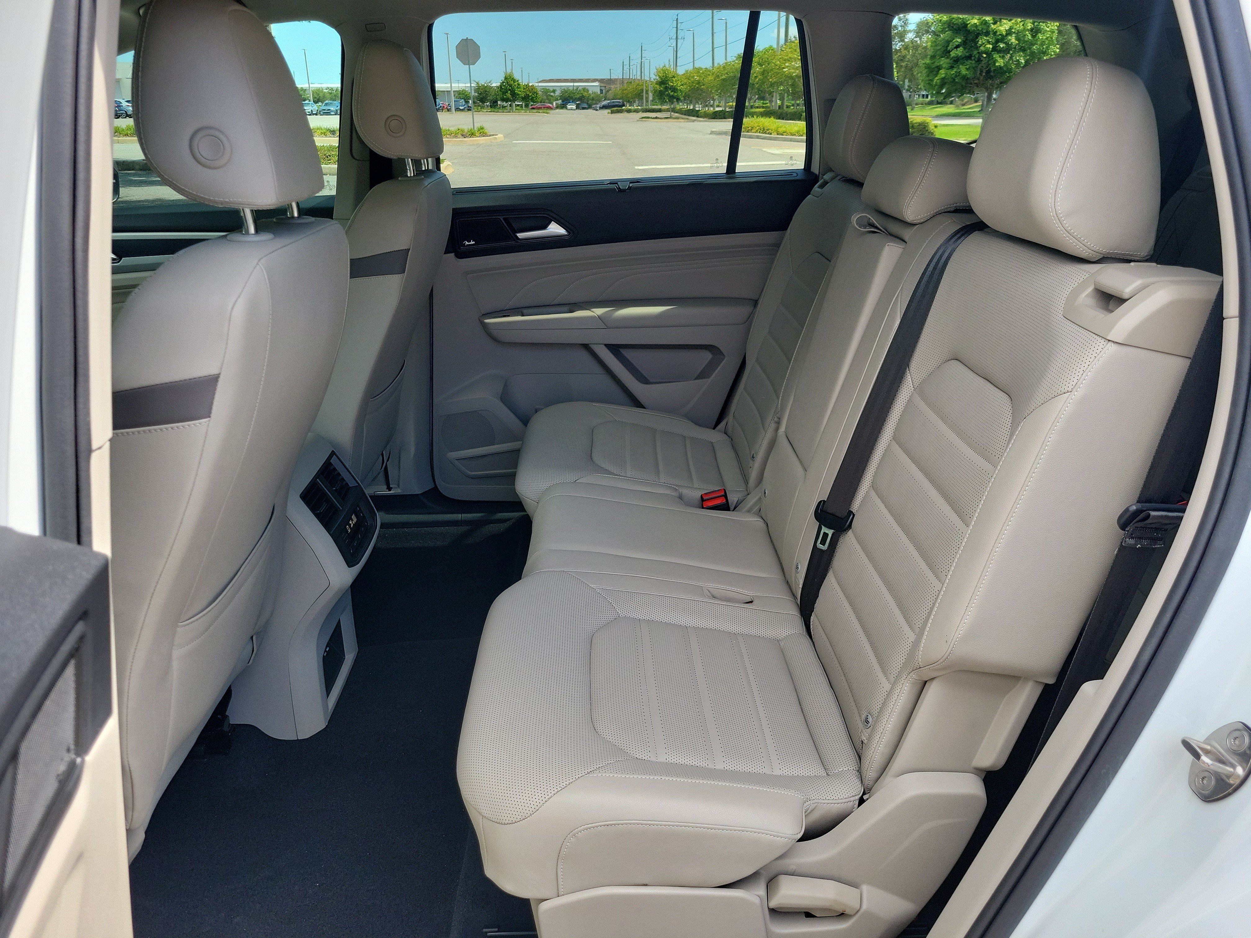 Used 2021 Volkswagen Atlas SEL Premium AWD/4WD image 16