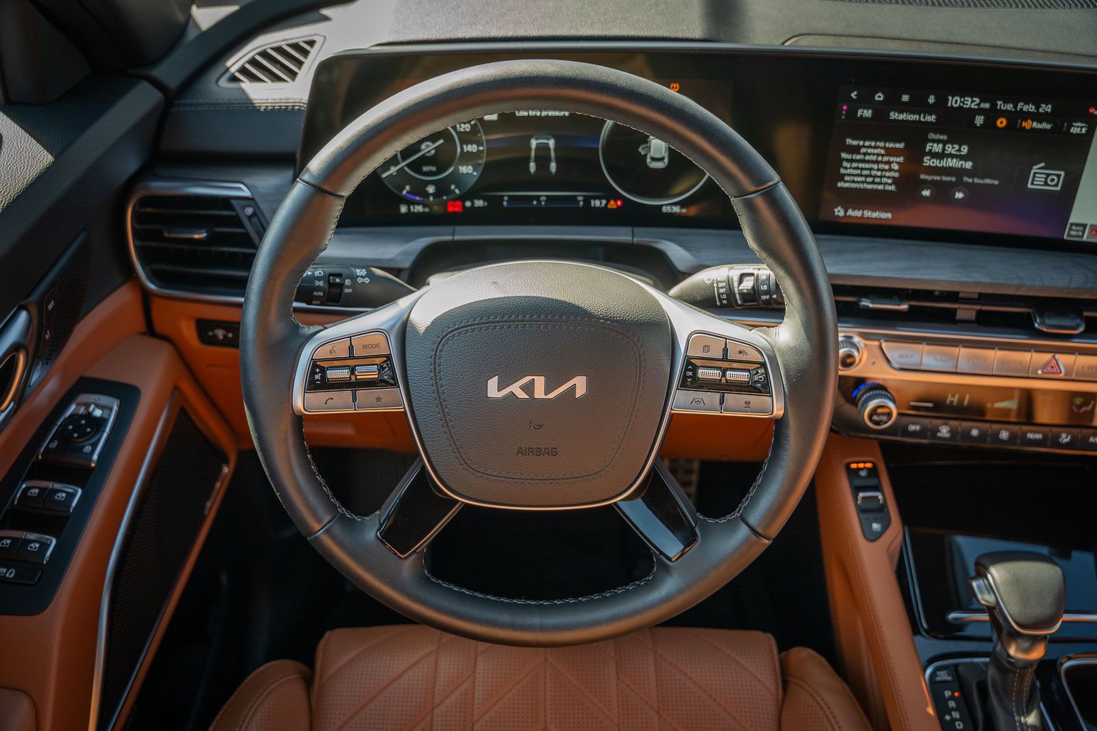 Used 2025 Kia Telluride SX X-Line image 29