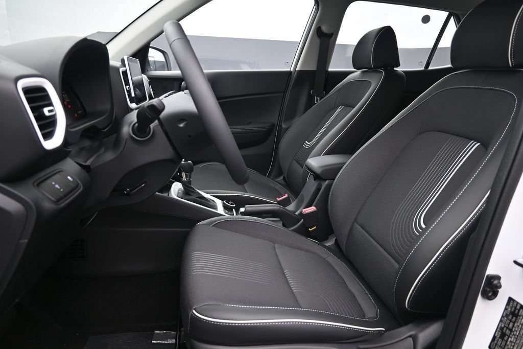 New 2026 Hyundai Venue SEL FWD image 10