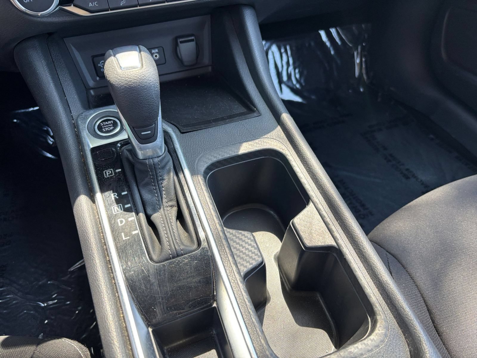 Used 2025 Nissan Sentra SV FWD image 39