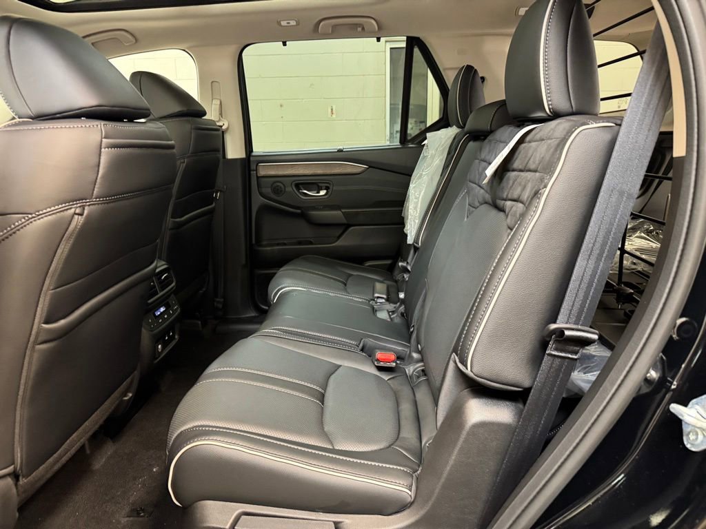 New 2026 Honda Pilot Elite image 16