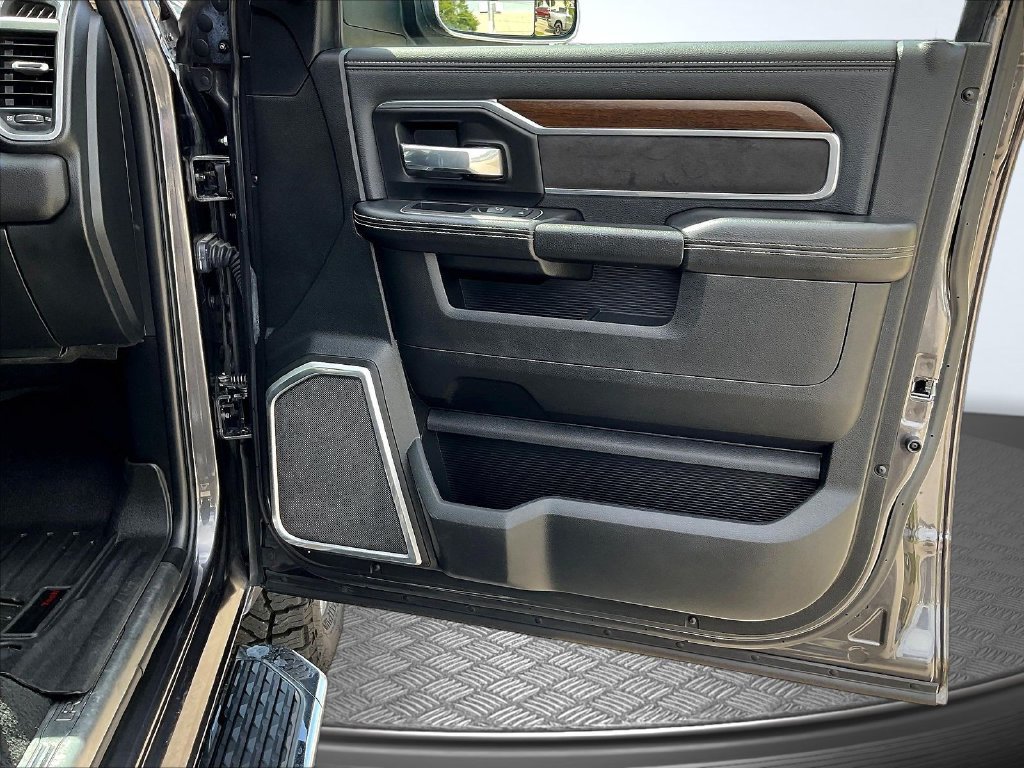 Used 2022 RAM 2500 Laramie AWD/4WD image 31