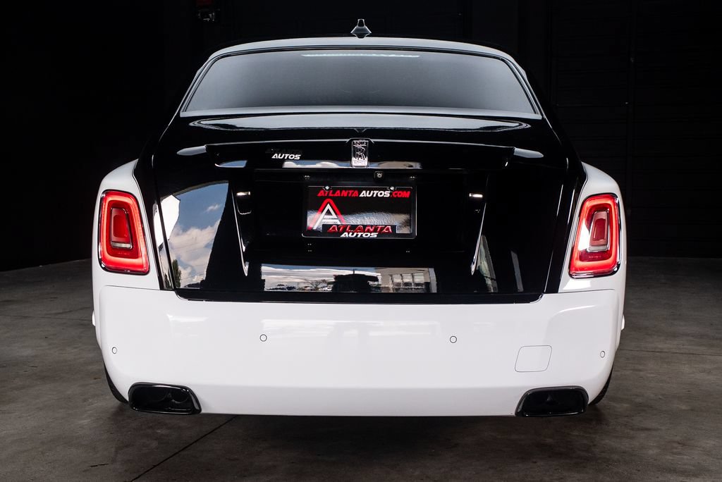 Used 2019 Rolls-Royce Phantom Sedan RWD image 24