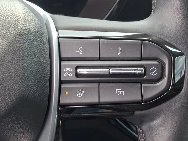 Used 2023 Chevrolet Colorado ZR2 w/ ZR2 Convenience Package III AWD/4WD image 23
