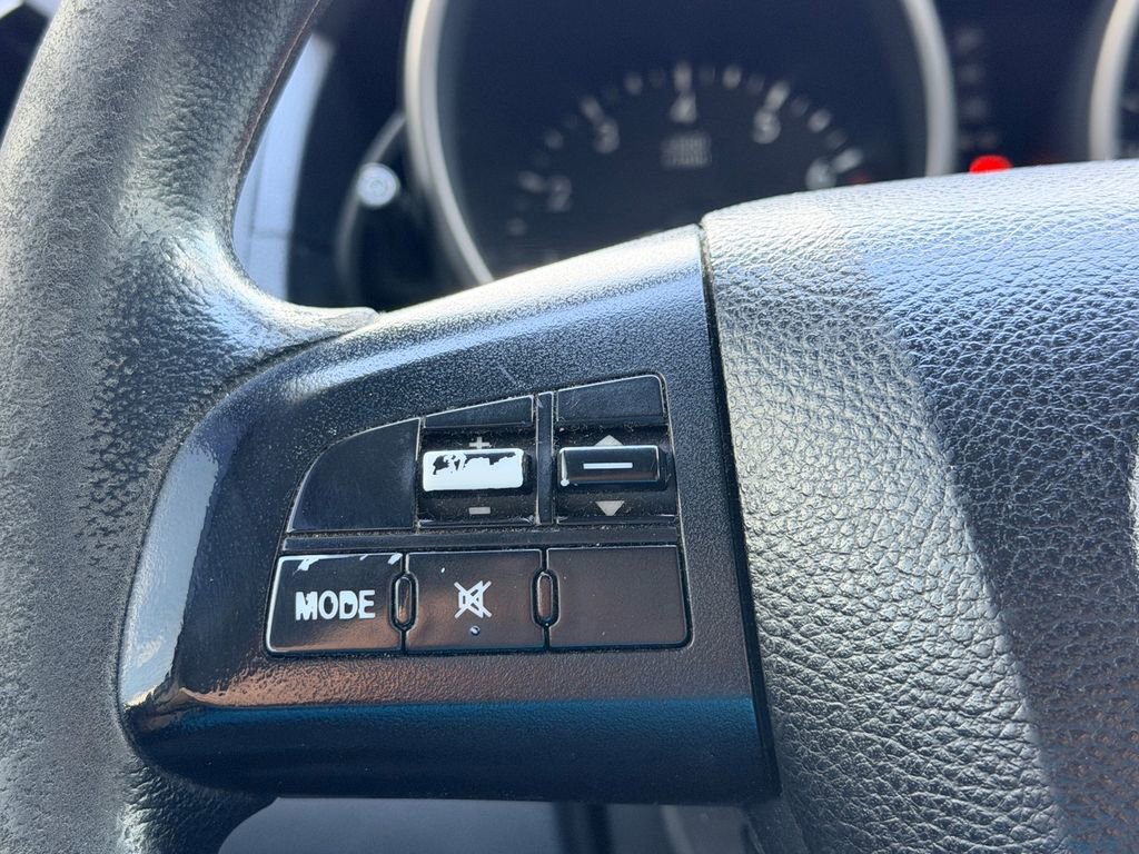 Used 2013 MAZDA MAZDA5 Sport FWD image 23