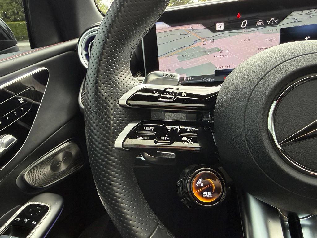 Used 2024 Mercedes-Benz GLC 43 AMG 4MATIC image 27