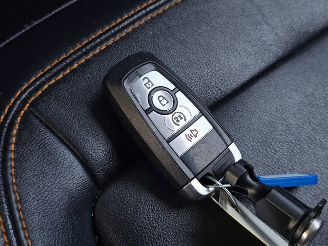 Used 2021 Ford Bronco Badlands image 24