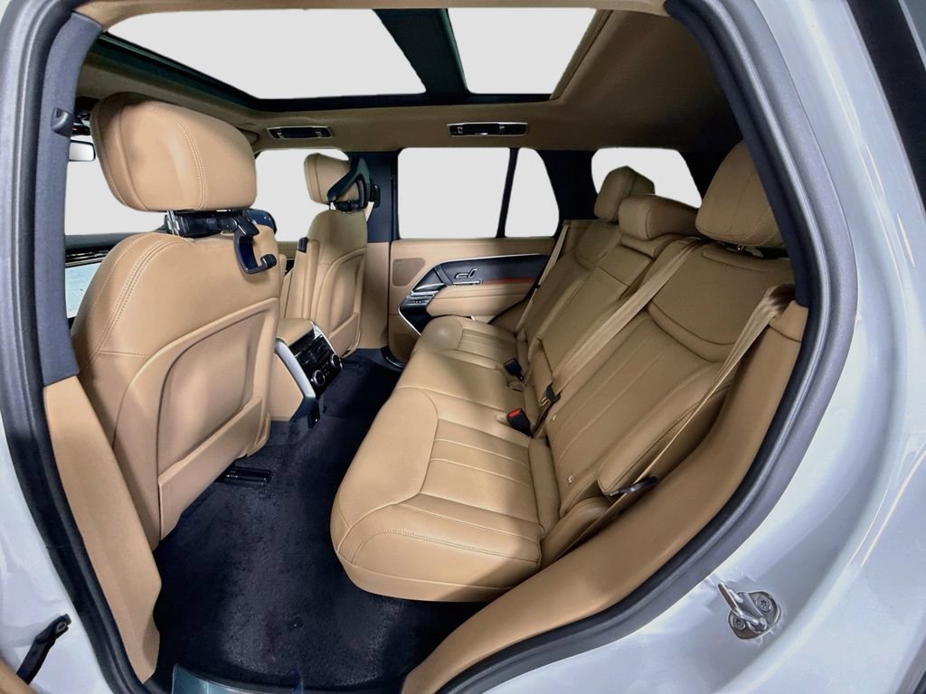 New 2026 Land Rover Range Rover SE AWD/4WD image 23