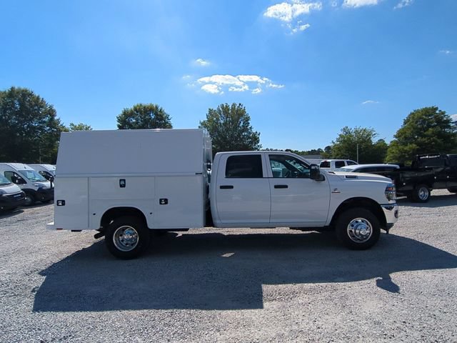 New 2026 RAM 3500 Tradesman w/ Chrome Appearance Group AWD/4WD image 6