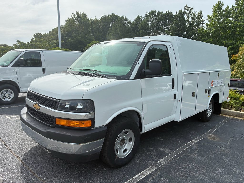New 2026 Chevrolet Express 3500 w/ Power Convenience Package RWD image 2