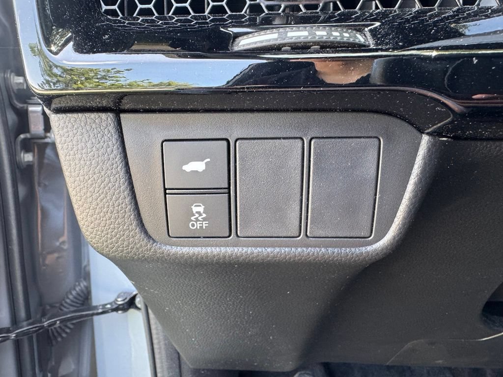 Used 2025 Honda CR-V Sport Touring image 24
