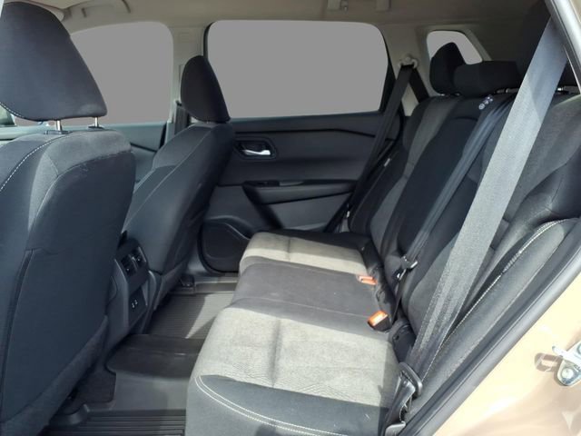 Used 2025 Nissan Rogue SV image 5