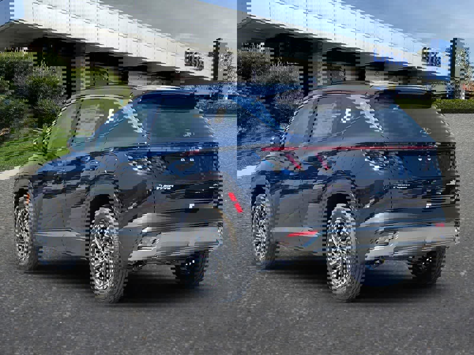 New 2025 Hyundai Tucson Limited image 6