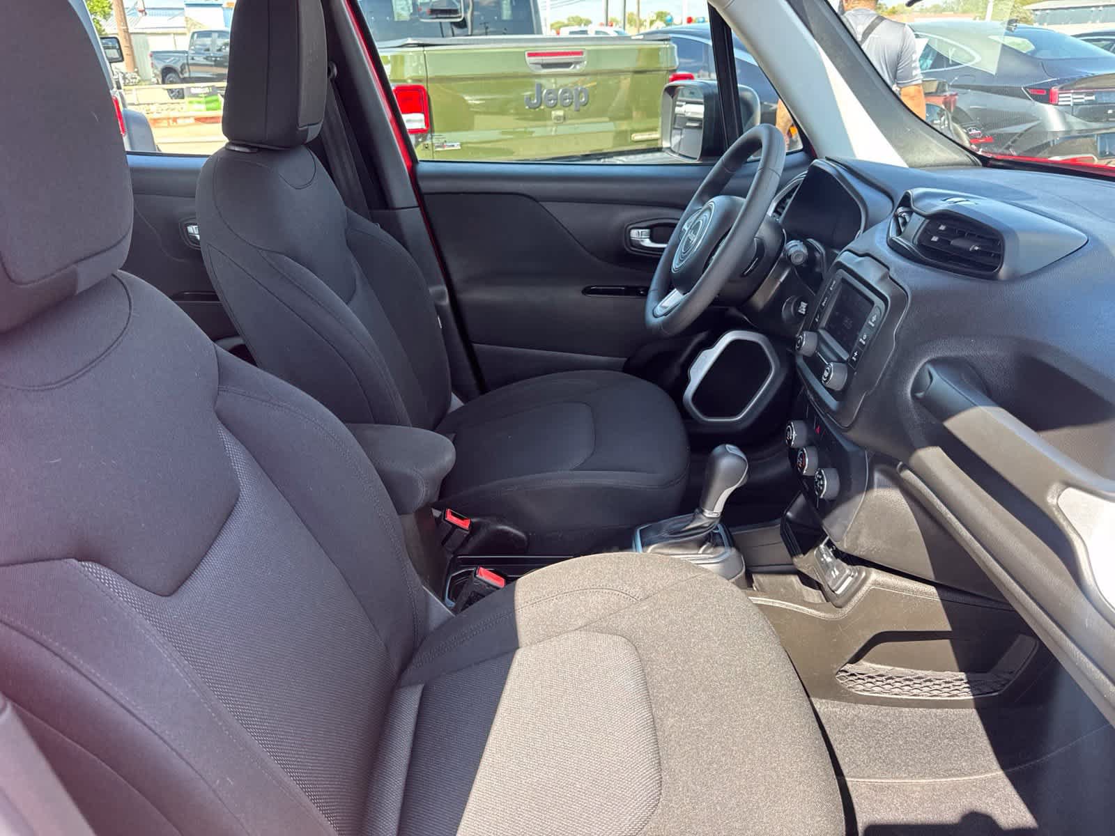 Used 2020 Jeep Renegade Sport FWD image 15