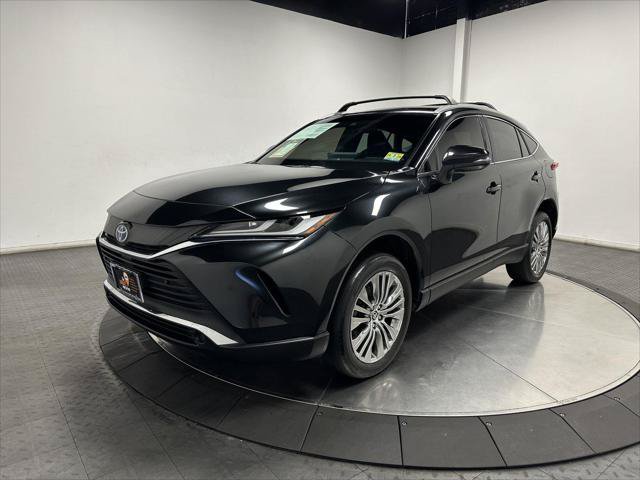 Certified 2021 Toyota Venza XLE w/ Softex Package AWD/4WD image 1
