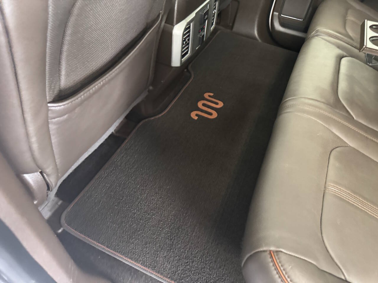 Used 2016 Ford F150 King Ranch w/ Equipment Group 601A Luxury AWD/4WD image 44