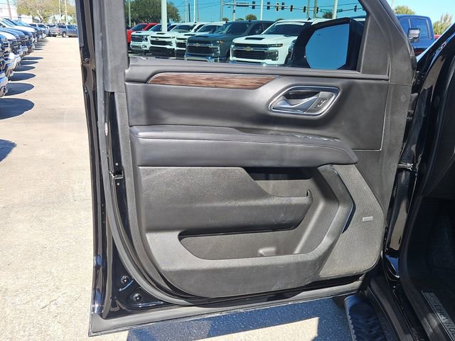 Used 2023 Chevrolet Tahoe Z71 w/ Luxury Package image 18