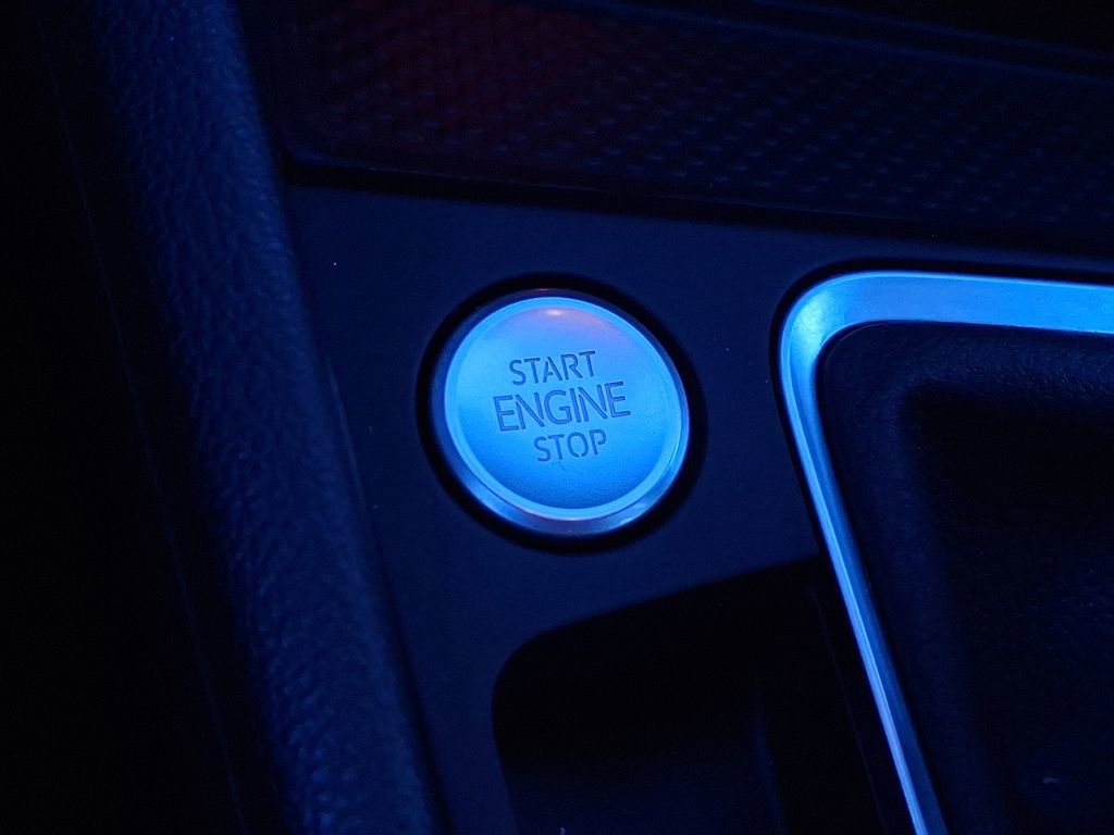 Used 2025 Volkswagen Jetta GLI Autobahn image 22