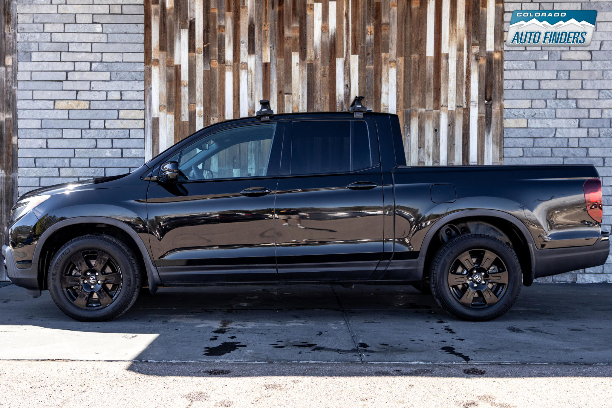 Used 2017 Honda Ridgeline Black Edition image 2