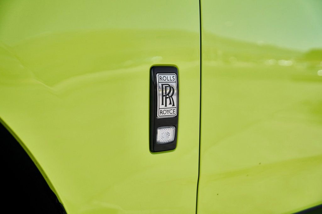 Used 2024 Rolls-Royce Cullinan image 12