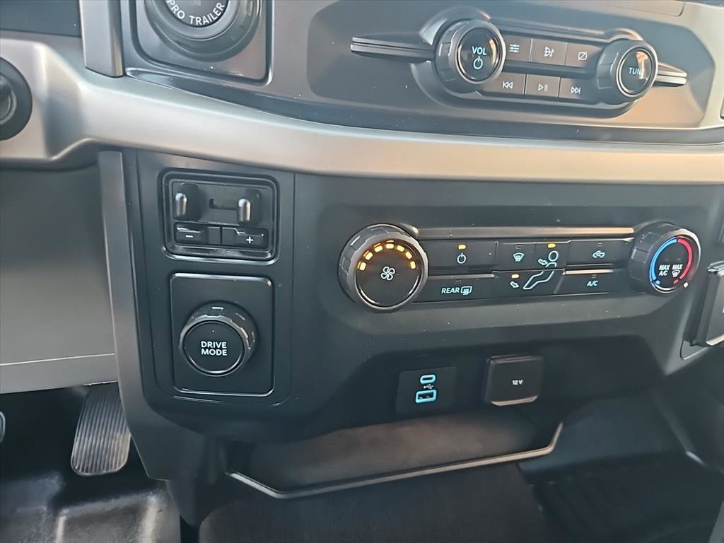 Used 2021 Ford F150 XLT w/ Trailer Tow Package image 18