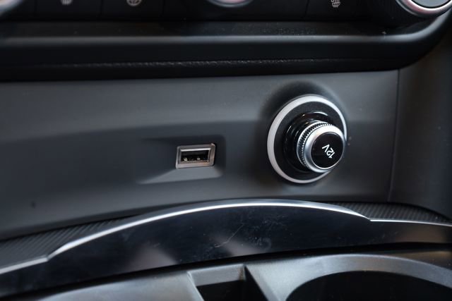 Used 2024 Alfa Romeo Stelvio Veloce image 20