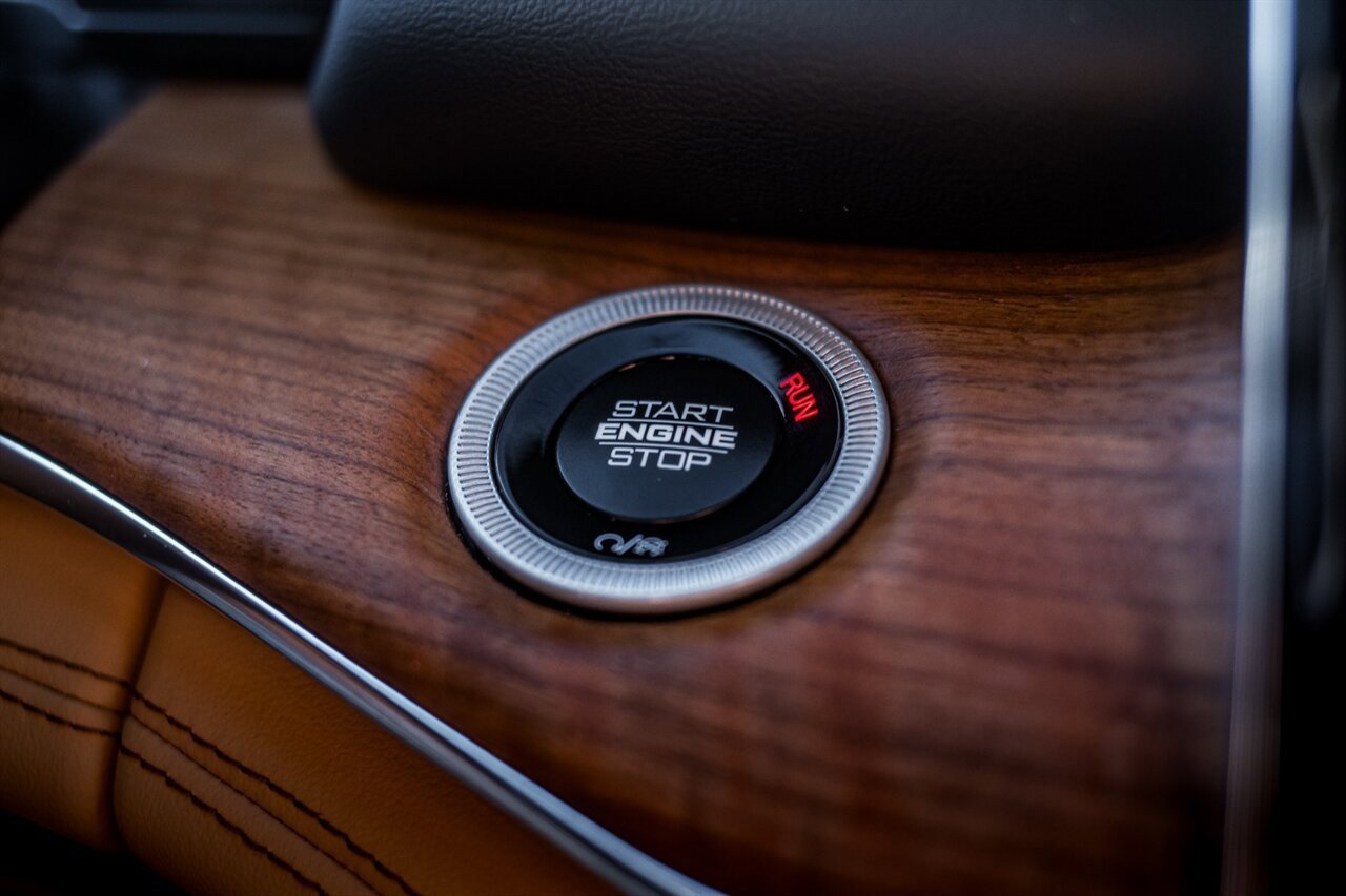 Used 2025 Jeep Grand Cherokee L Summit image 23