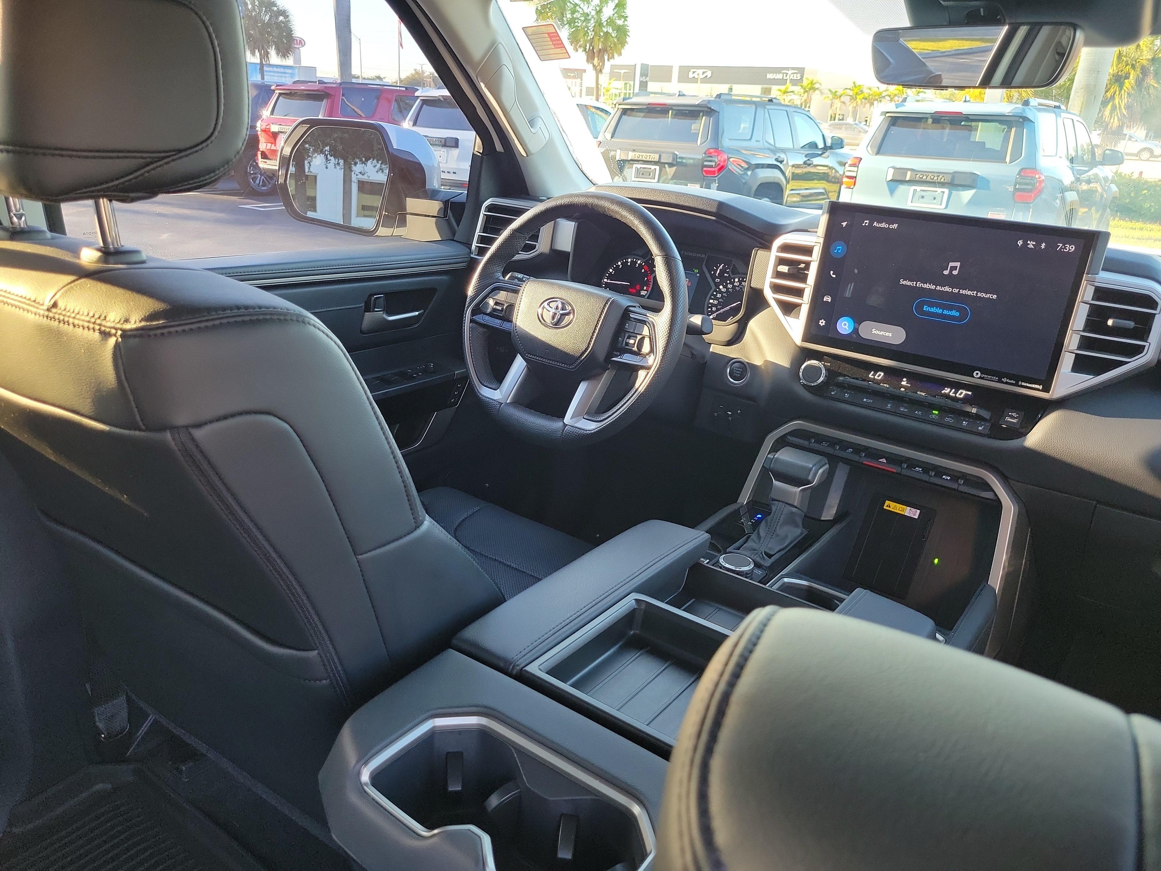 Used 2023 Toyota Tundra Limited AWD/4WD image 14