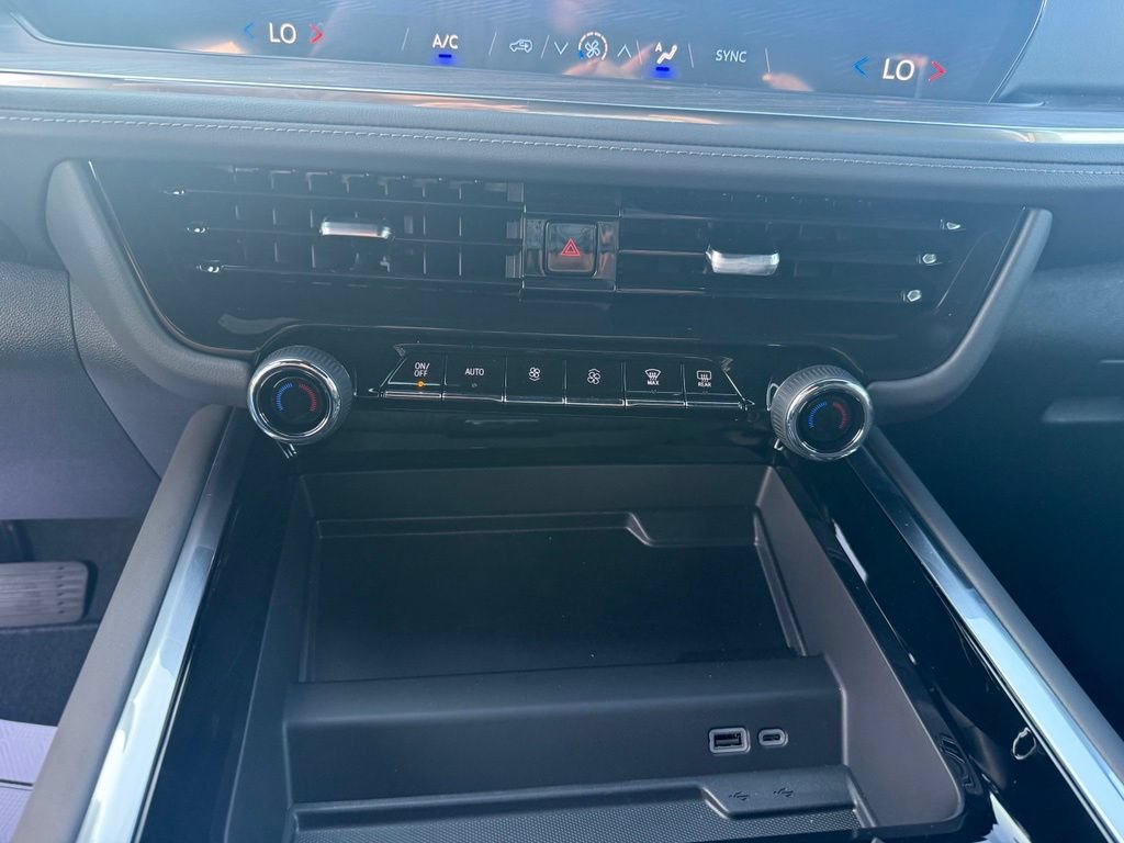 New 2026 Chevrolet Tahoe LS RWD image 37