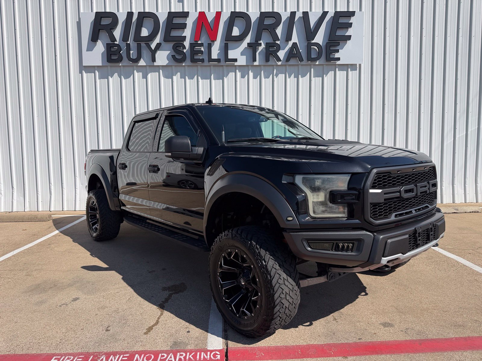 Used 2020 Ford F150 Raptor AWD/4WD image 10
