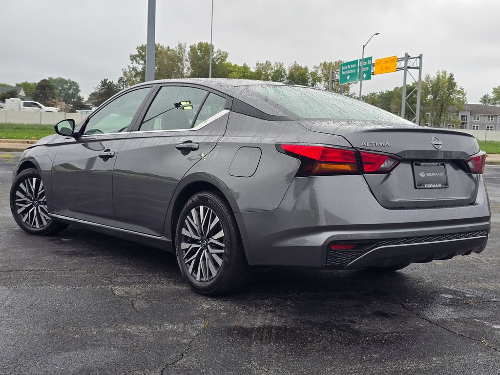 Used 2026 Nissan Altima 2.5 SV FWD image 11