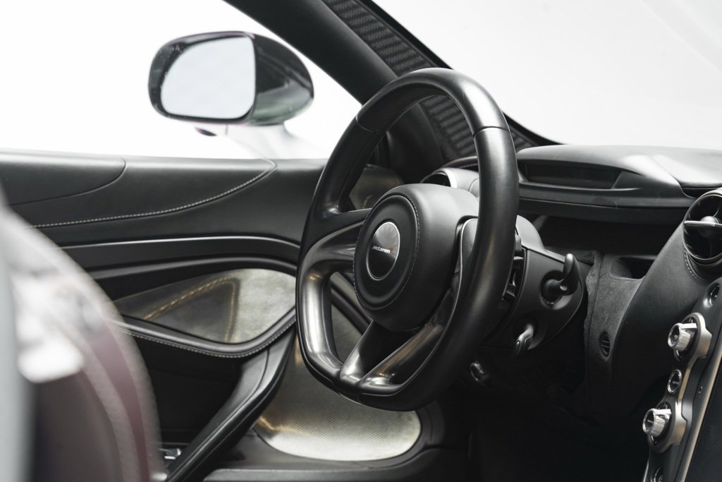 Used 2018 McLaren 720S Performance image 34