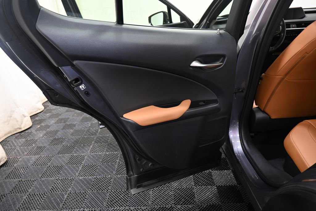 Used 2021 Lexus UX 250h w/ Premium Package AWD/4WD image 27