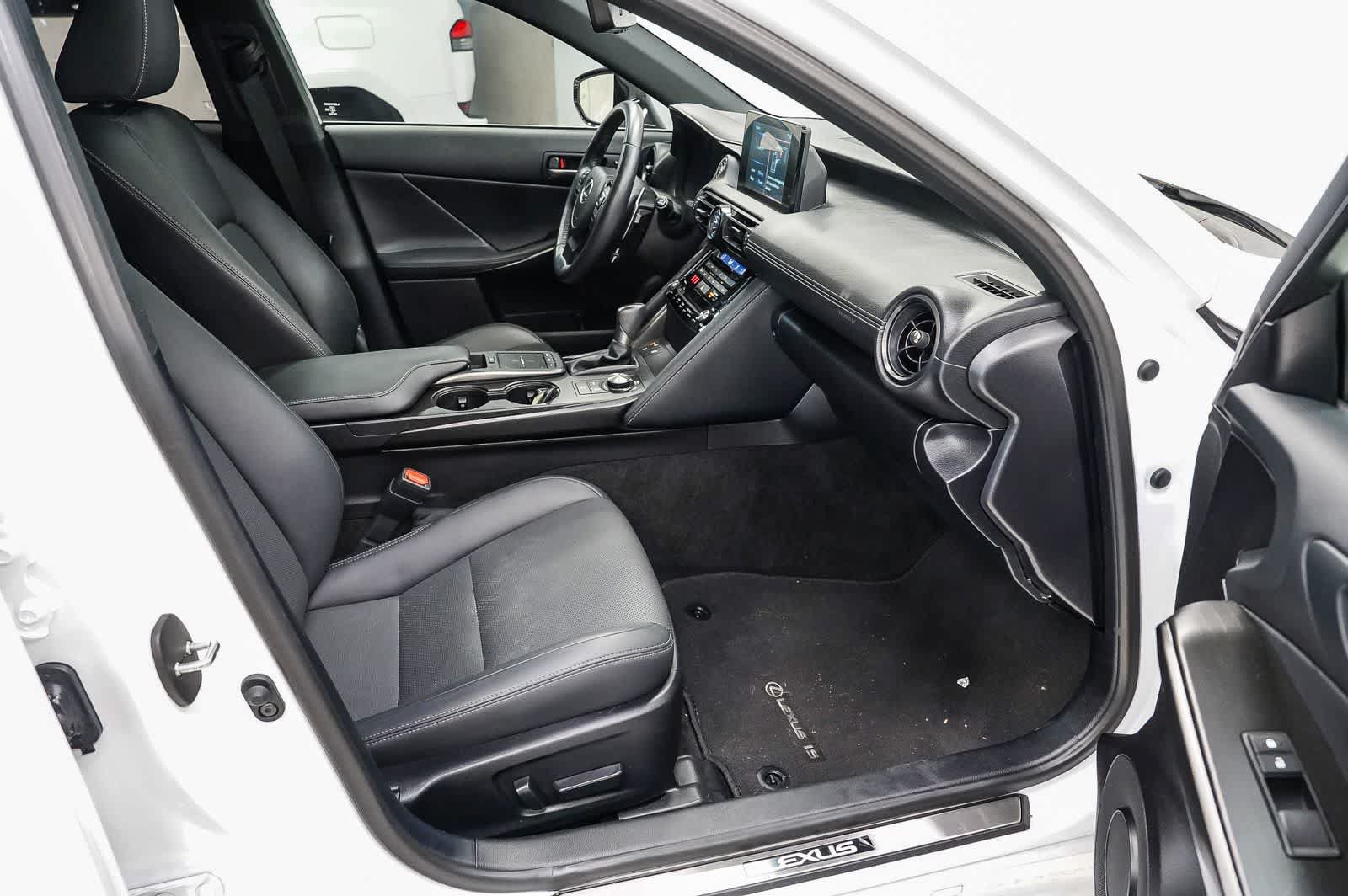Used 2023 Lexus IS 300 w/ Premium Package RWD image 17