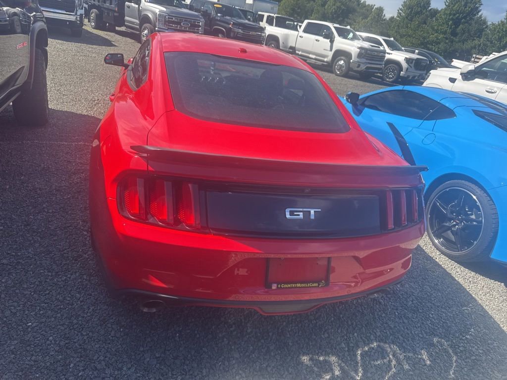 Used 2017 Ford Mustang GT Premium w/ GT Performance Package RWD image 6