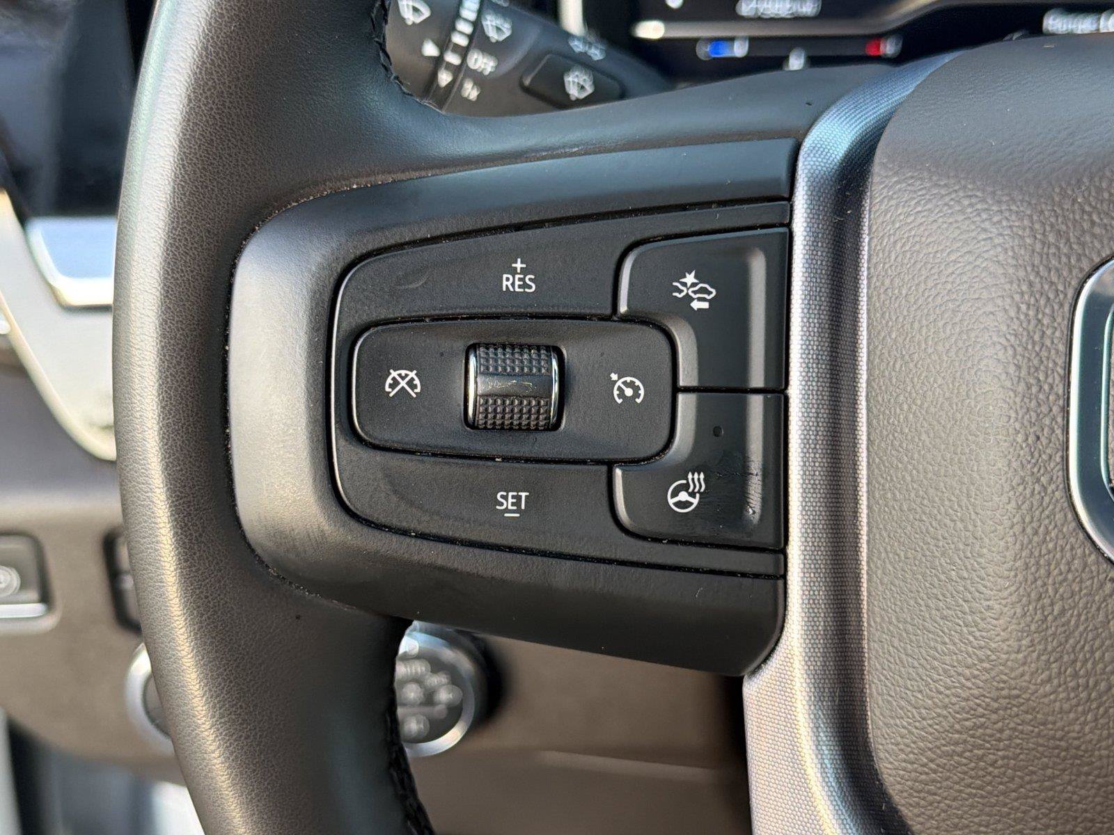 Used 2025 GMC Sierra 1500 SLT AWD/4WD image 23