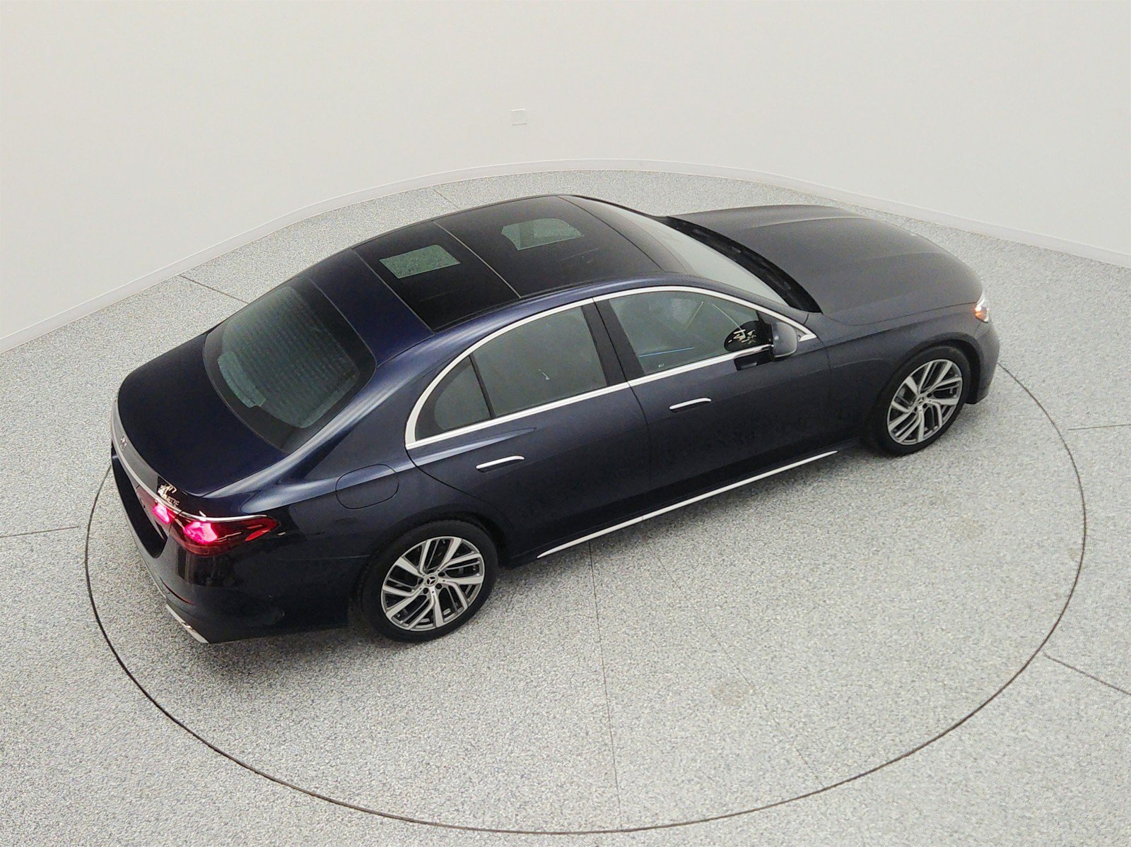 Certified 2024 Mercedes-Benz E 350 4MATIC Sedan image 26