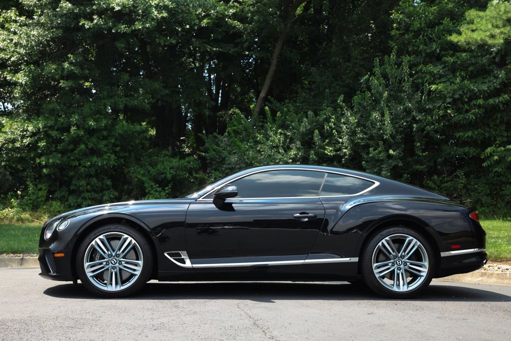 Used 2024 Bentley Continental GT image 3